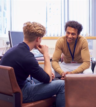Student having appointment with advisor