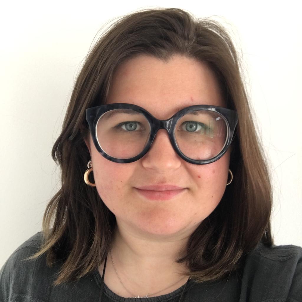 Profile photo for Dr Jo Pilcher