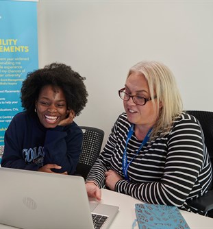 student and advisor in placement office