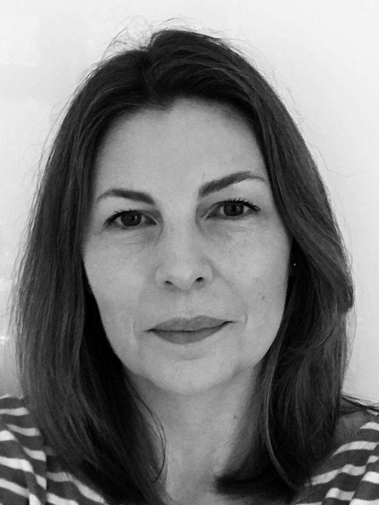 Profile photo for Lisa Hood