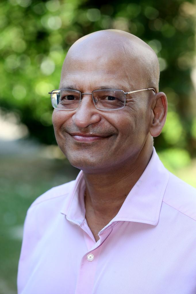 Profile photo for Dr Sushil Mohan